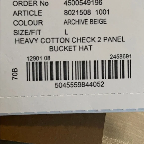 Burberry Beige Checkered Bucket Hat - Picture 5 of 8